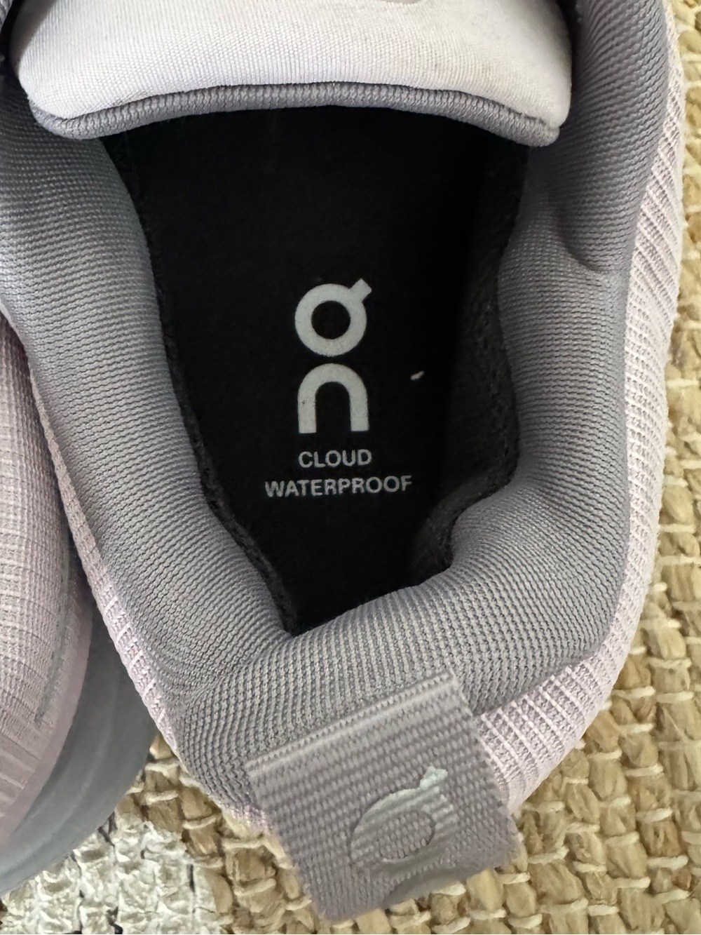 On Running Cloud Waterproof Shoes in Lavender - Picture 6 of 6